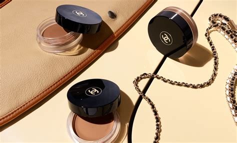 best brush to use with chanel cream bronzer|Chanel oversized bronzer.